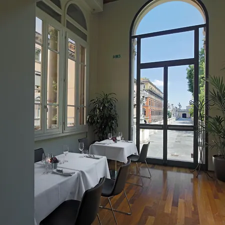 Otel I Portici Bolonya