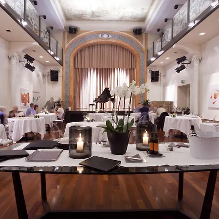 Otel I Portici Bolonya