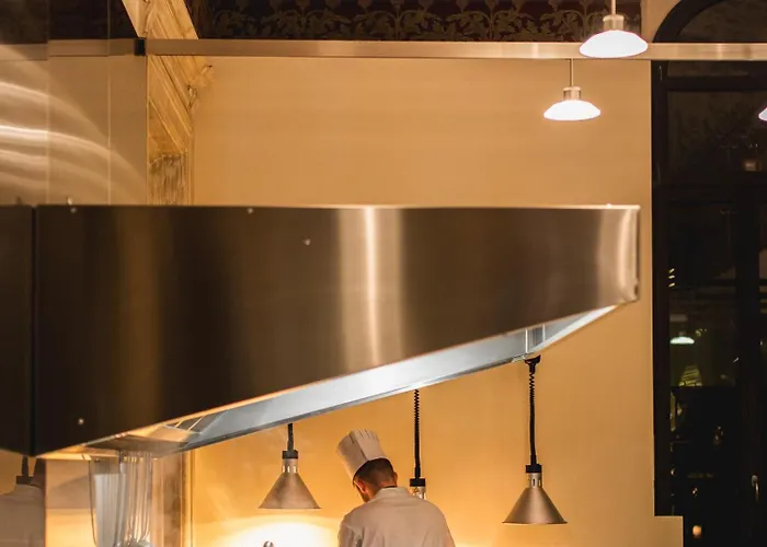 מלון I Portici 4*